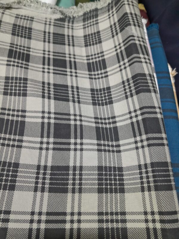 Classic Black & White Tartan Check Cotton Blend Fabric – Medium Weight for Shirts, Dresses, and Upholstery
